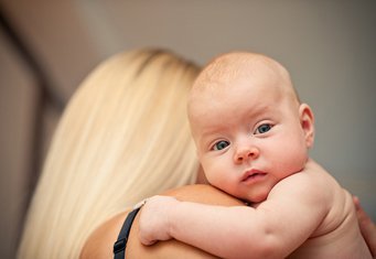 Кашель у грудничка без температури. радить Комаровський